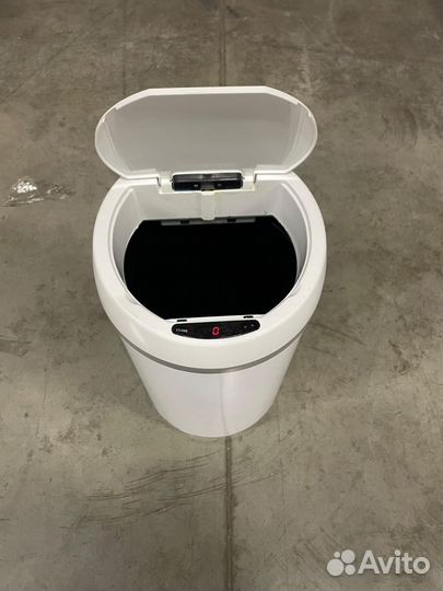 Сенсорное ведро для мусора Tesler