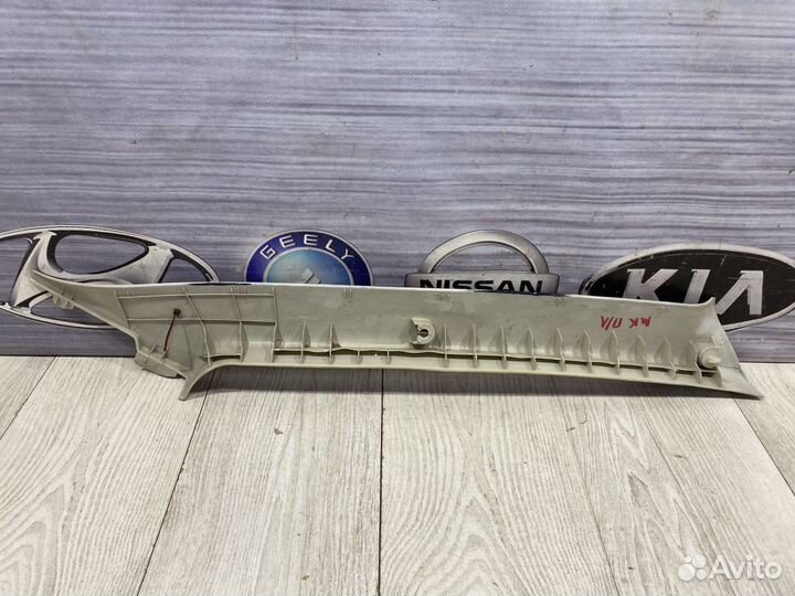Обшивка передней стойки geely MK Лев