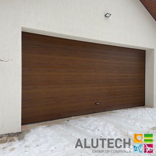 Гаражные ворота alutech