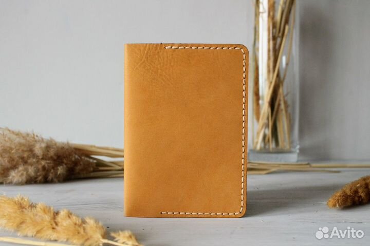 Обложка на паспорт из кожи