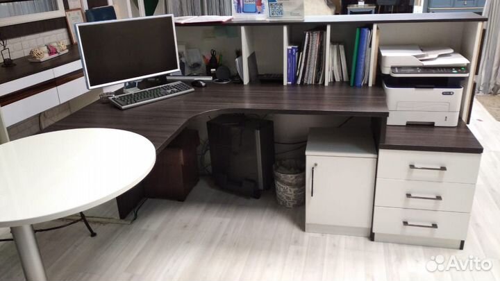 Компьютерный стол