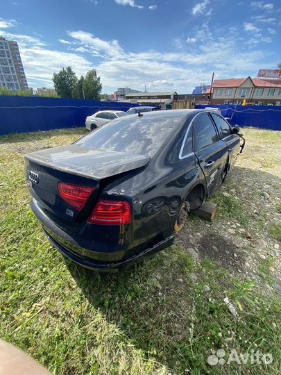 Audi A8 4.2 AT, 2010, битый, 150 000 км
