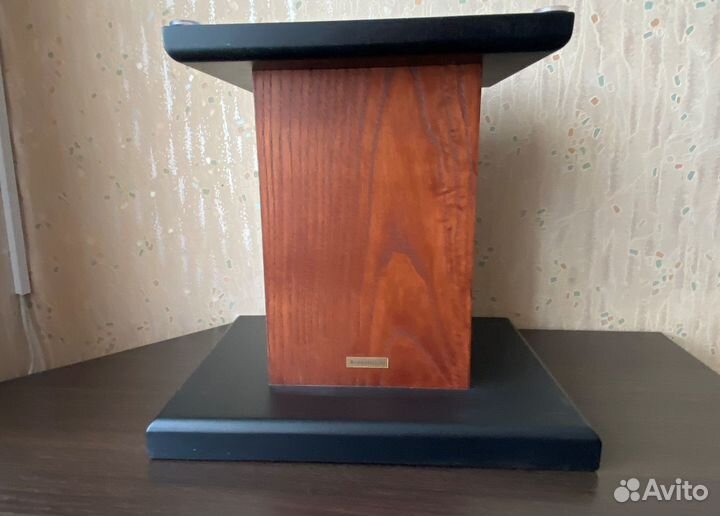 Подставки под акустику с засыпанным балластом