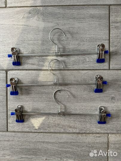 Вешалки детские