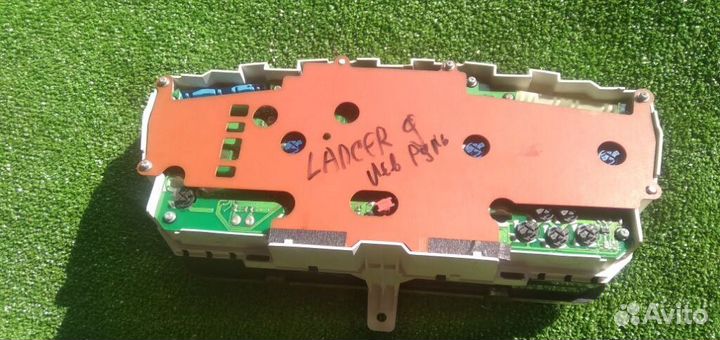 Панель приборов M. Lancer 9 1.6 МКПП 2003-2008