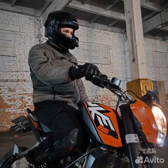 Мотошкола. Вождение мотоцикла KTM duke 200
