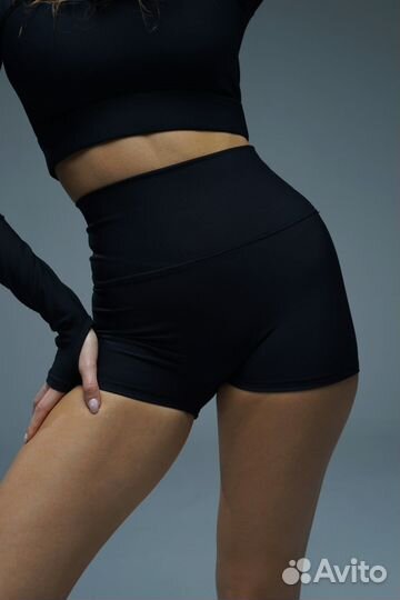 Шорты спортивные женские