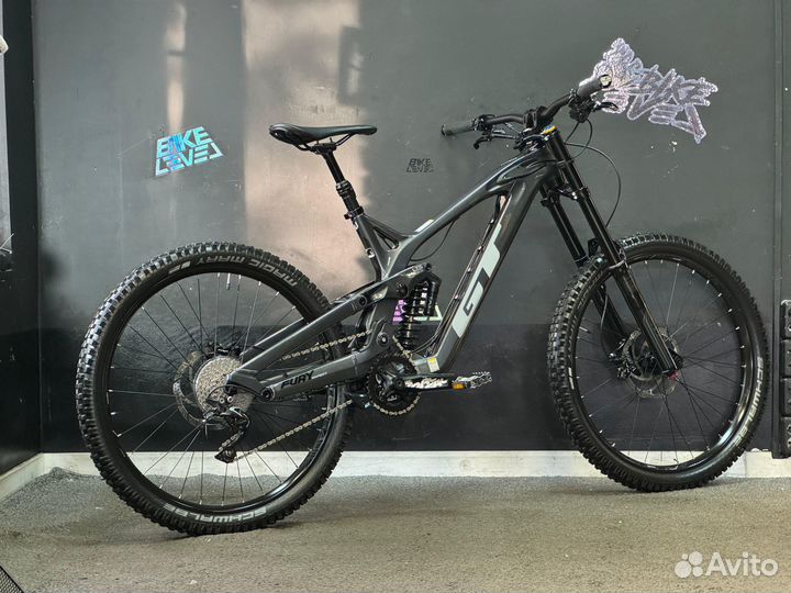 Даунхильный GT Fury Expert 27.5