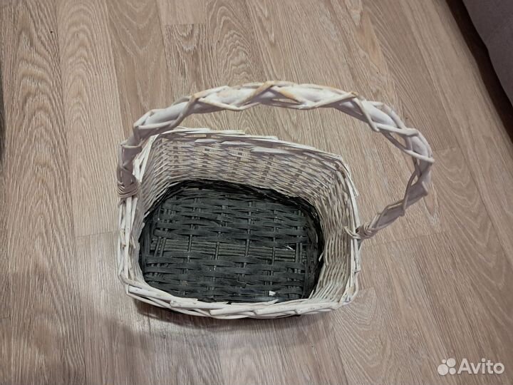 Корзина плетеная
