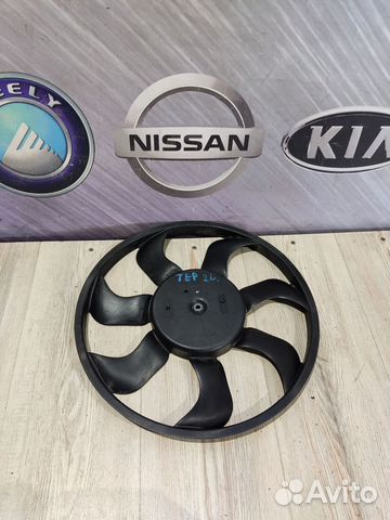 Вентилятор радиатора охлаждения двигателя диффузор