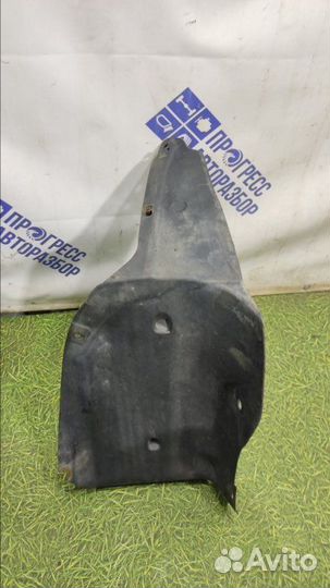 Подкрылок задний левый Renault Megane 2 седан 1.6