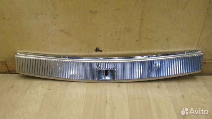 Накладка (кузов внутри) Volkswagen Touareg 2002-20