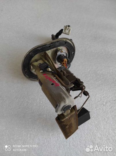 Топливный насос Toyota Carina 190