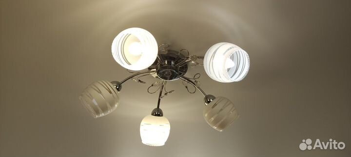 Люстра потолочная