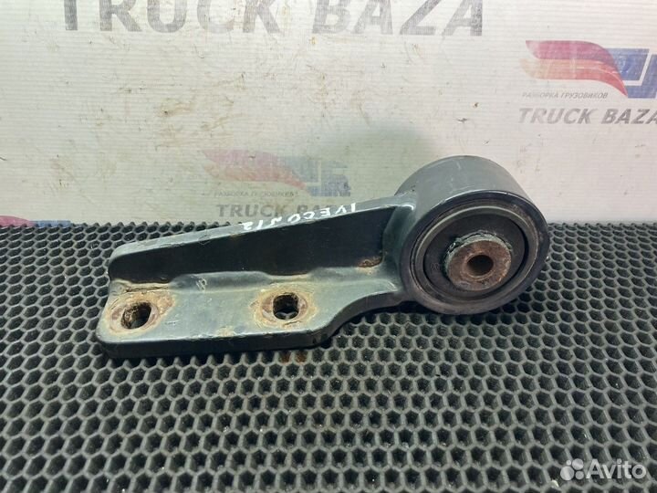 Кронштейн торсиона кабины левый Iveco Stralis