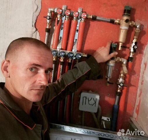 Шоу рум в магазине сантехники. Сантехники в реутове. Сантехники в реутове. Производство смесителей. Сантехник в реутове.