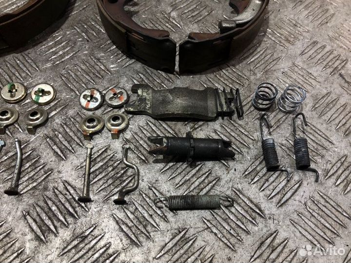 Ремкомплект стояночного тормоза Toyota Camry V50