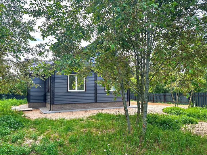 Дом 96 м² на участке 14,4 сот.