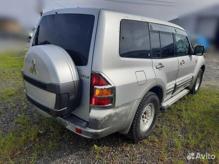 Радиатор печки Mitsubishi Pajero 3 V75W 6G74