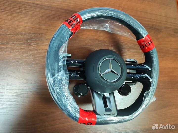 Новый и оригинальный руль Mercedes AMG Drive Unit