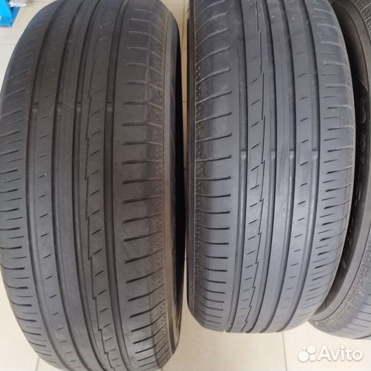 Yokohama BluEarth AE50 215/65 R17 99V