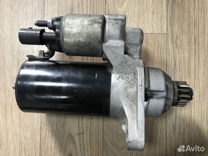 Стартер Фольксваген Пассат Б7