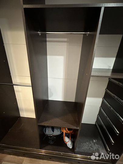 Шкаф купе с зеркалом