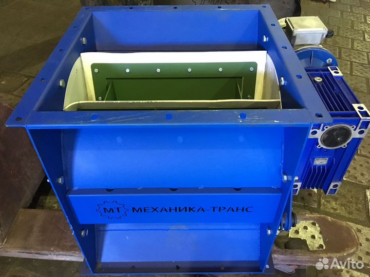 Шлюзовый перегрузчик