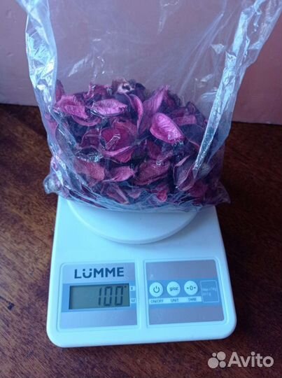 Лепестки для декора