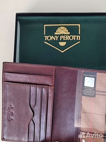 Обложка на паспорт Toni Perotti