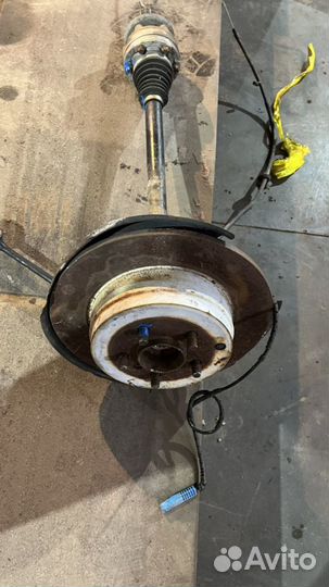 Задние кулаки в сборе с приводами