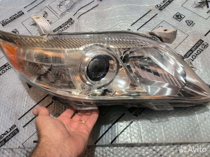 Фара toyota camry 40 ксенон оригинал