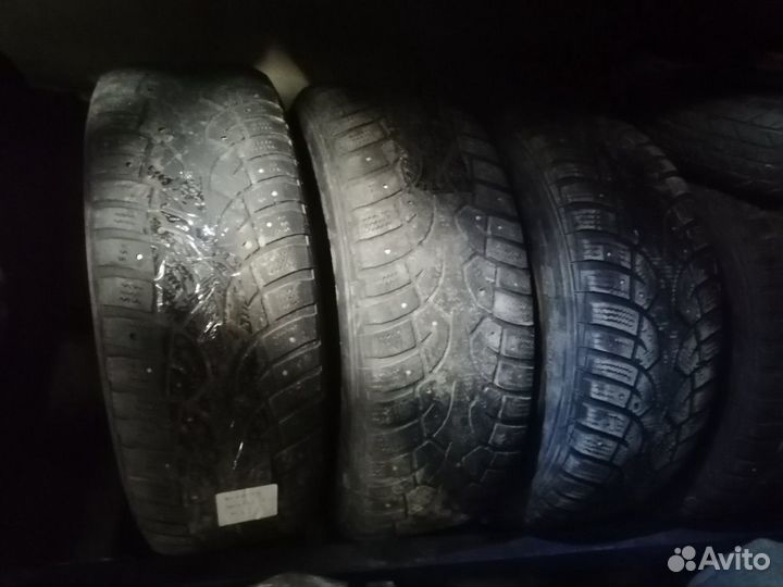 Шины 195/65/15 зима 4 шт. диски 5/114.3