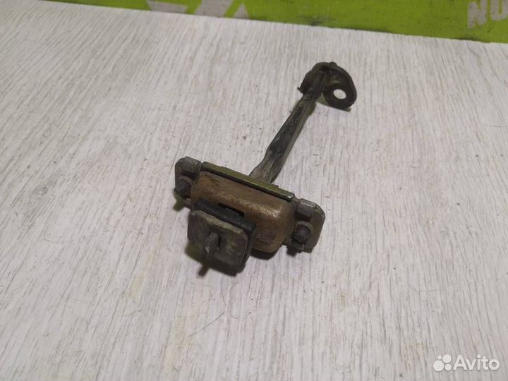 Ограничитель двери Хендай Акцент 2