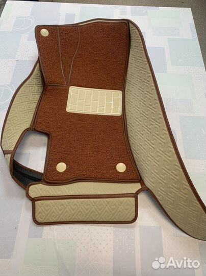 Автоковрики в салон Ferrari Testarossa