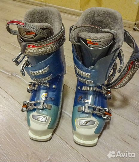 Горнолыжные ботинки nordica