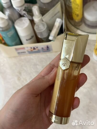 Своротка Guerlain Abeille Royalle