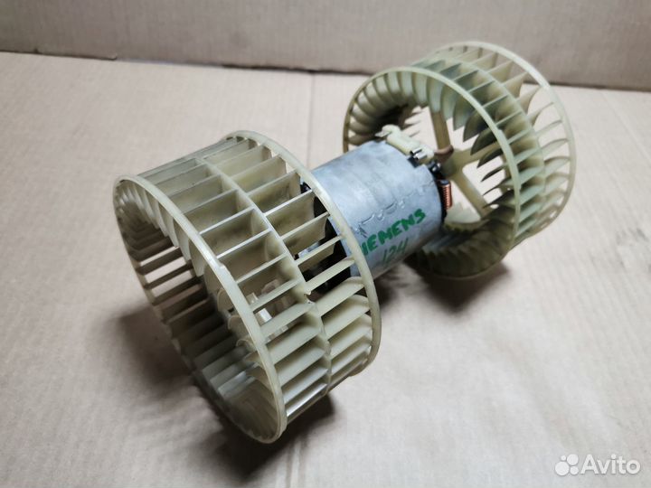 Моторчик Siemens печки на Mercedes W124