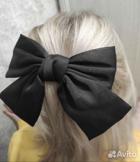 Школьный бант