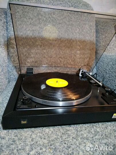 Проигрыватель винила Dual CS 505