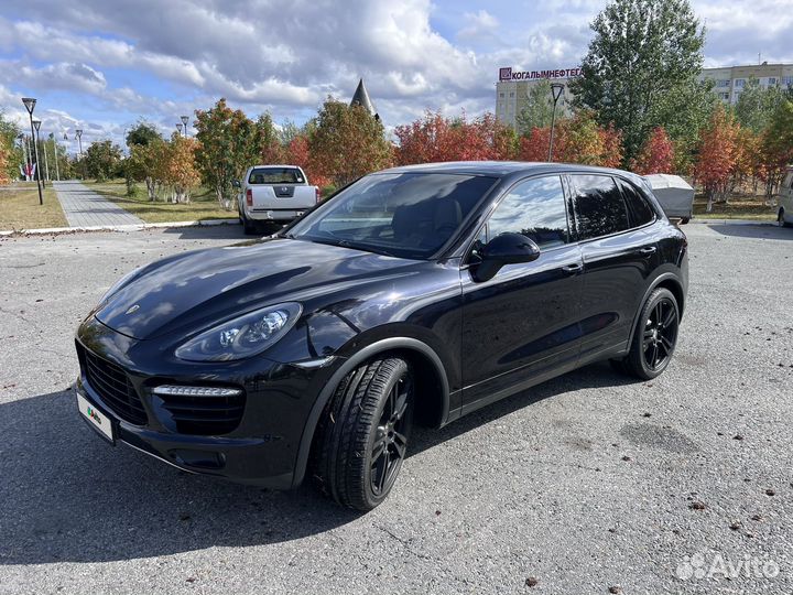 Porsche Cayenne Turbo, 2011