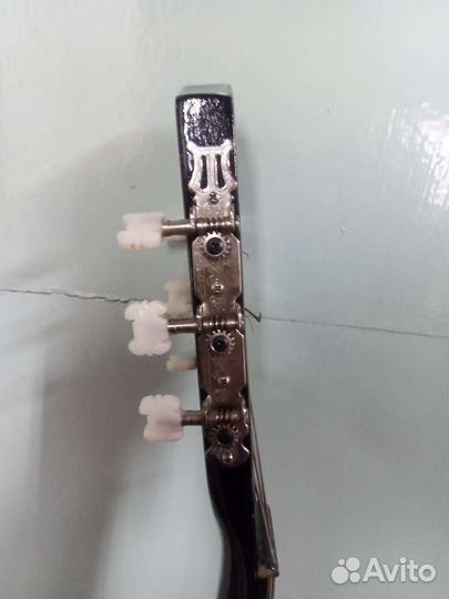 Акустическая гитара б/у