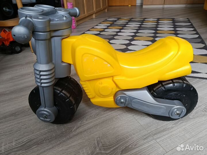 Детский мотоцикл беговел