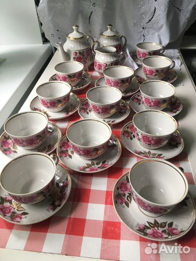 Севиз чайный на 12 персон,Рига