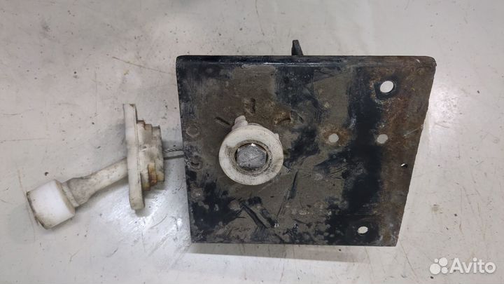 Кронштейн запасного колеса Seat Alhambra, 2004