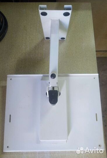 Крепеж для телевизора