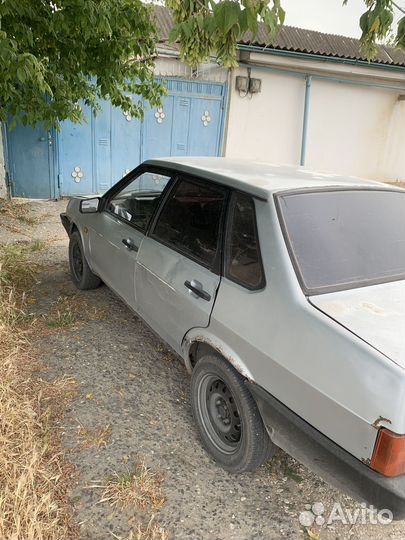 ВАЗ 21099 1.5 МТ, 2001, битый, 250 000 км
