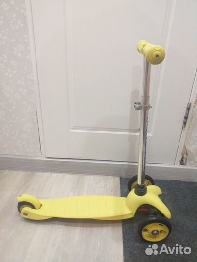 Самокат детский трехколесный