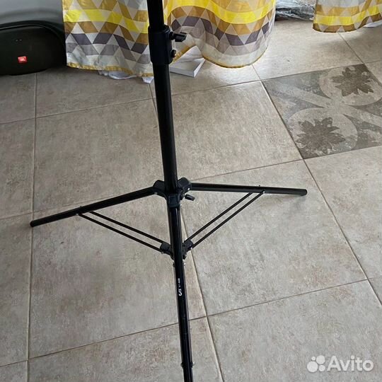 Стойка для светового оборудования