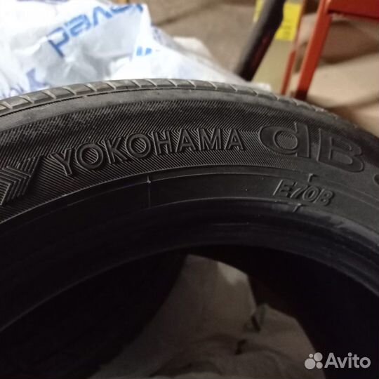 Yokohama dB Decibel E70B 215/55 R17
